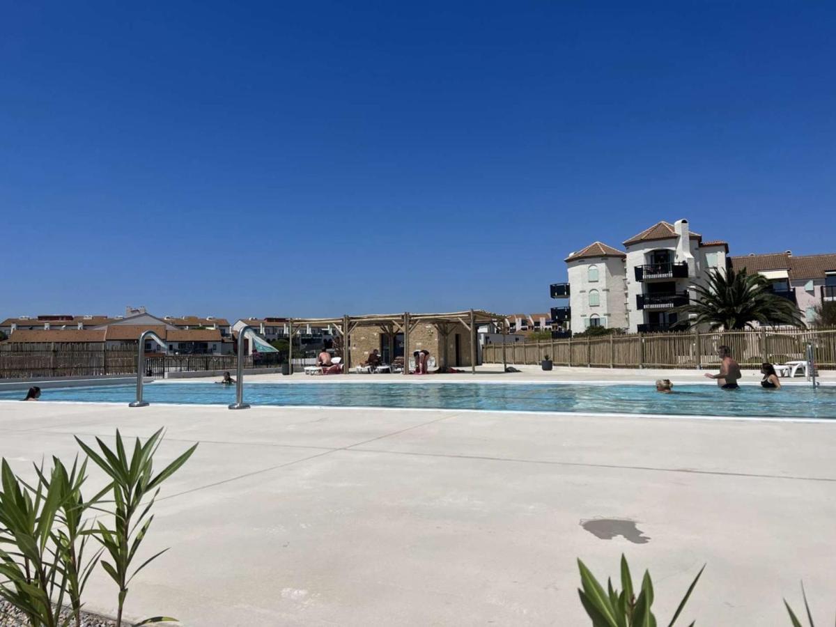 Villa Spacieuse Avec Acces Piscine Et Equipements Complets - Le Barcares, 9 Couchages - Fr-1-431-42 Bagian luar foto